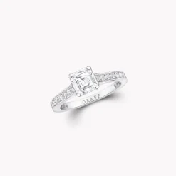 Graff Flame Square Emerald Cut Diamond Engagement Ring^ Emerald|Flame