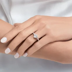 Graff Promise Oval Diamond Engagement Ring^ Promise|Oval
