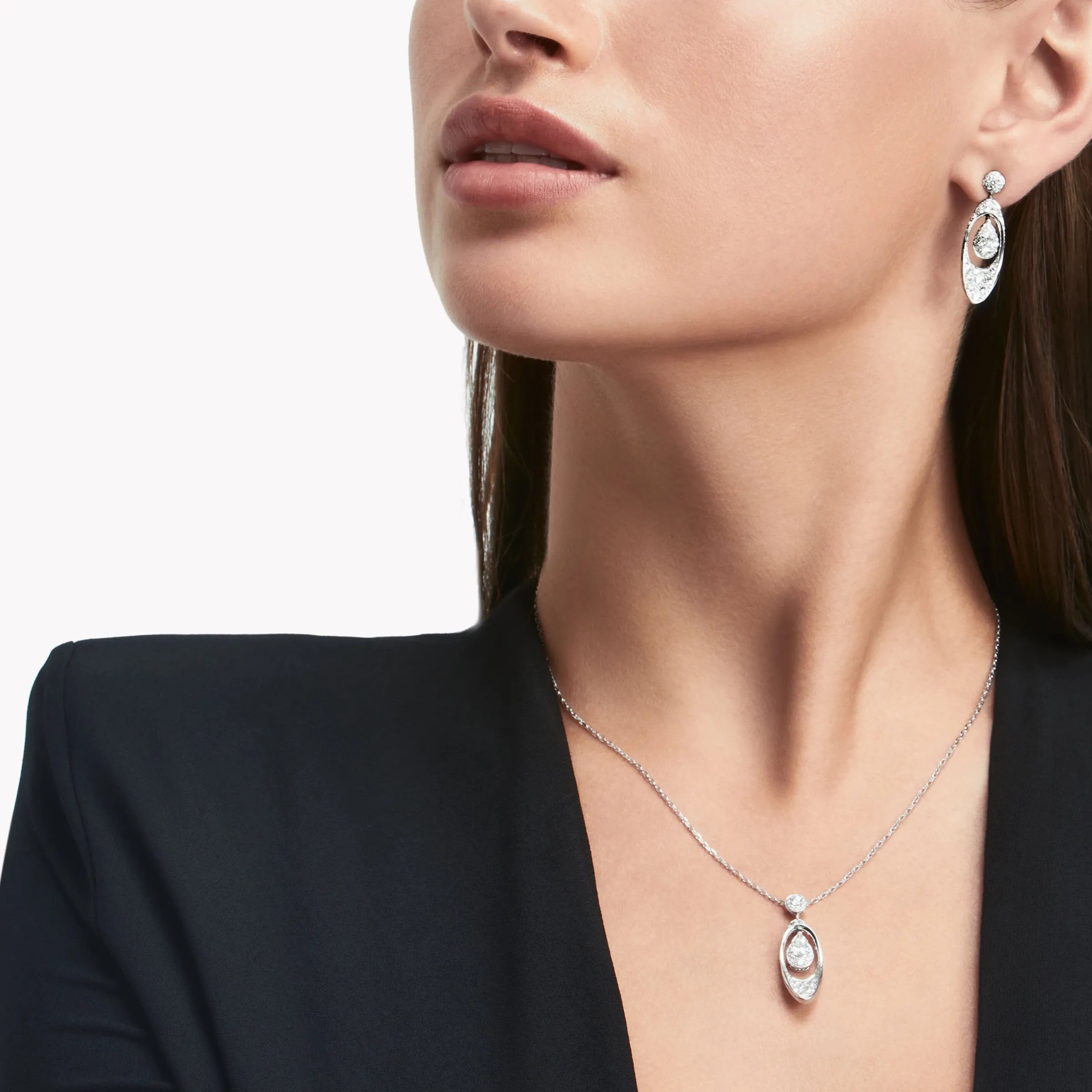 Graff Gateway Pear Shape Diamond Pendant^ White Diamond|Tribal