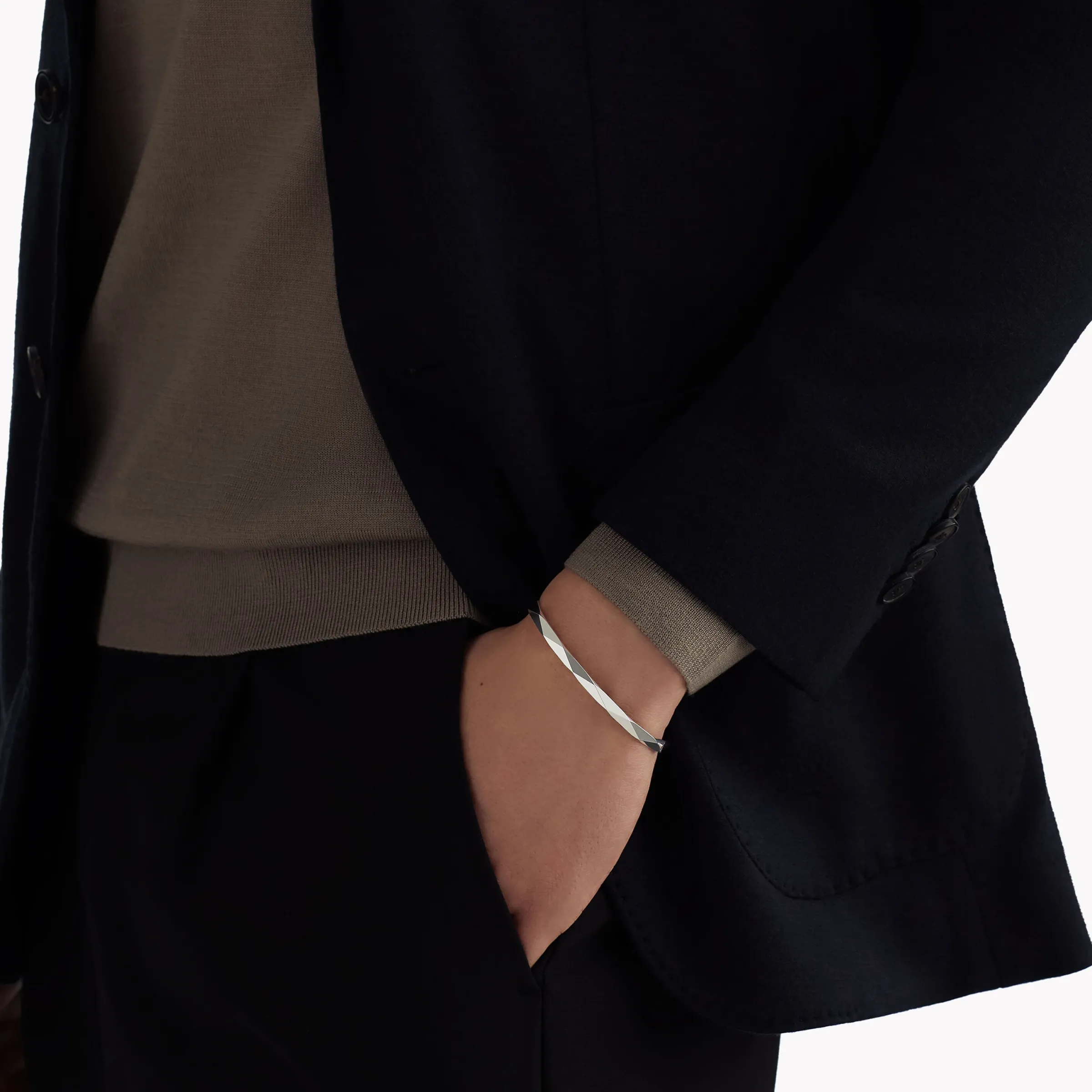 Graff Laurence Signature Bangle^ White Gold|Laurence Graff Signature