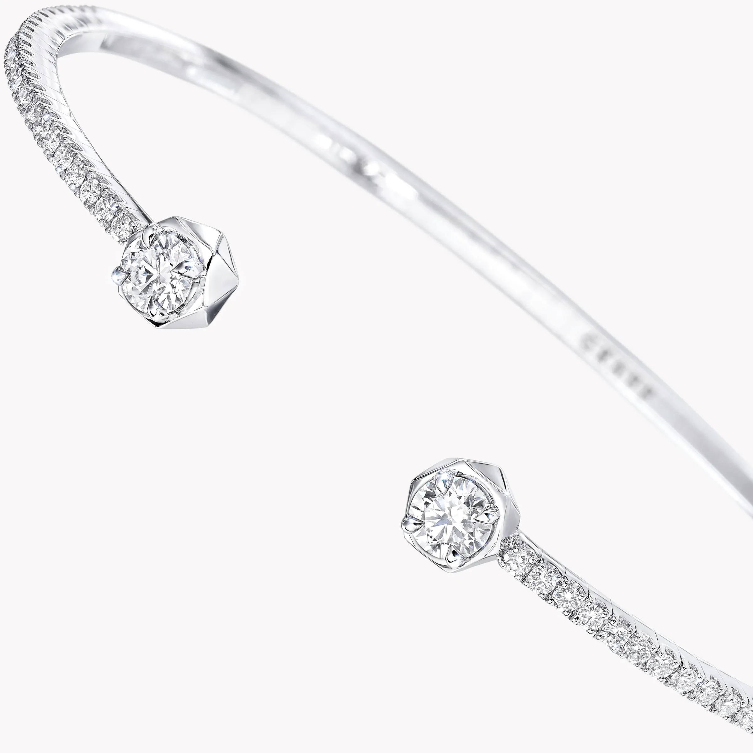 Graff Laurence Signature Open Diamond Bangle^ Bridal Jewelry|White Gold